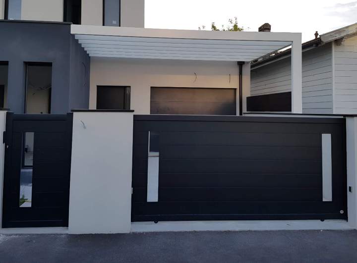 Pergola bioclimatique moderne Gironde